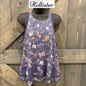Hollister Floral Top- Large